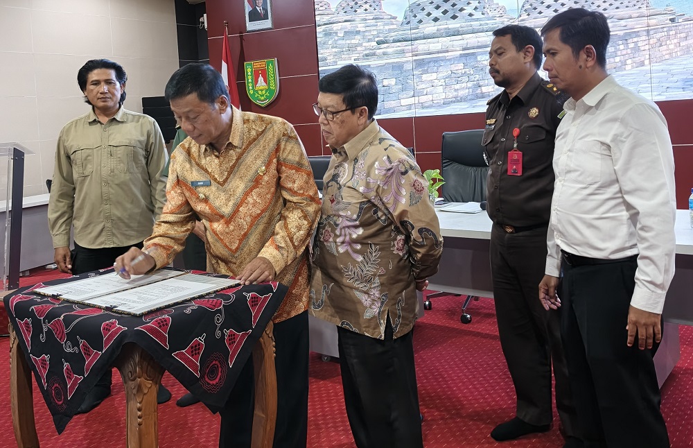 Wakil Bupati Magelang Sahid saat rapat koordinasi persiapan pilkades di Kabupaten Magelang di Ruang Command Center, Setda Kabupaten Magelang, Kamis (29/1/2026).