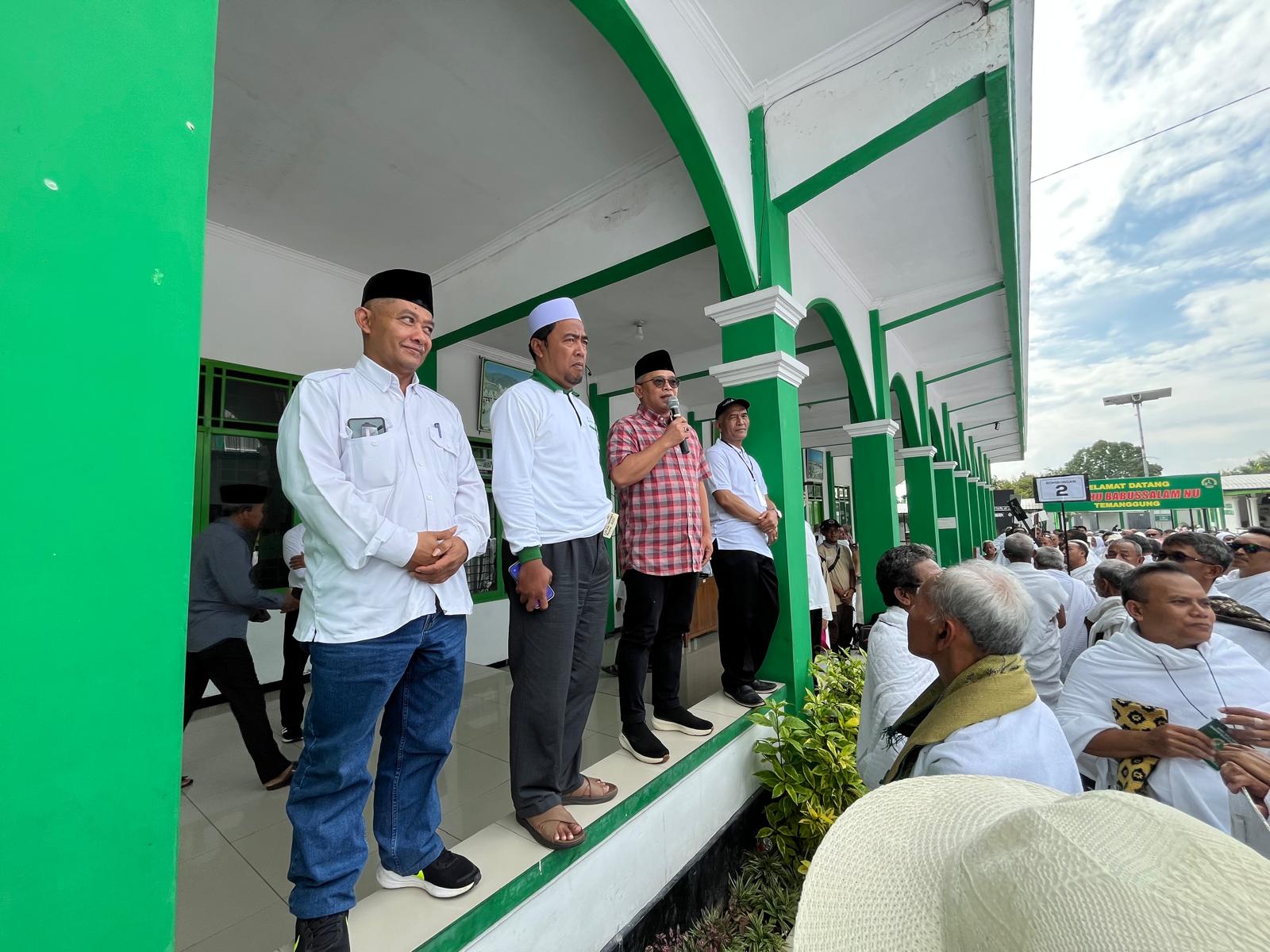 Anggota DPR RI Fraksi PDI Perjuangan Wibowo Prasetyo menghadiri praktik manasik haji yang diselenggarakan KBIHU Babussalam Temanggung, Minggu (15/2/2026).