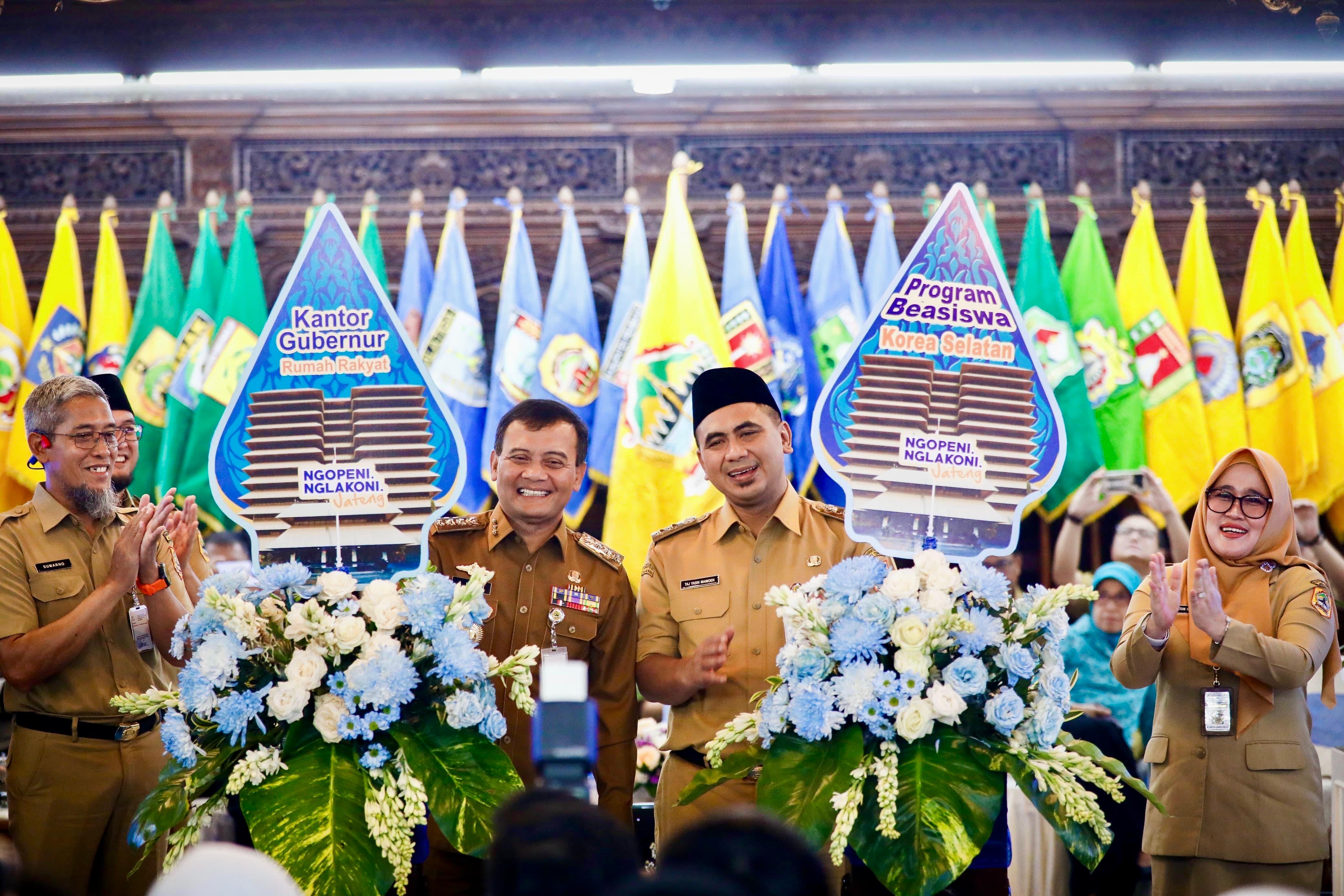 Gubernur Ahmad Luthfi dan Wagub Taj Yasin genap setahun memimpin Jawa Tengah. Tahun pertama diuji dengan banyak kejadian bencana.