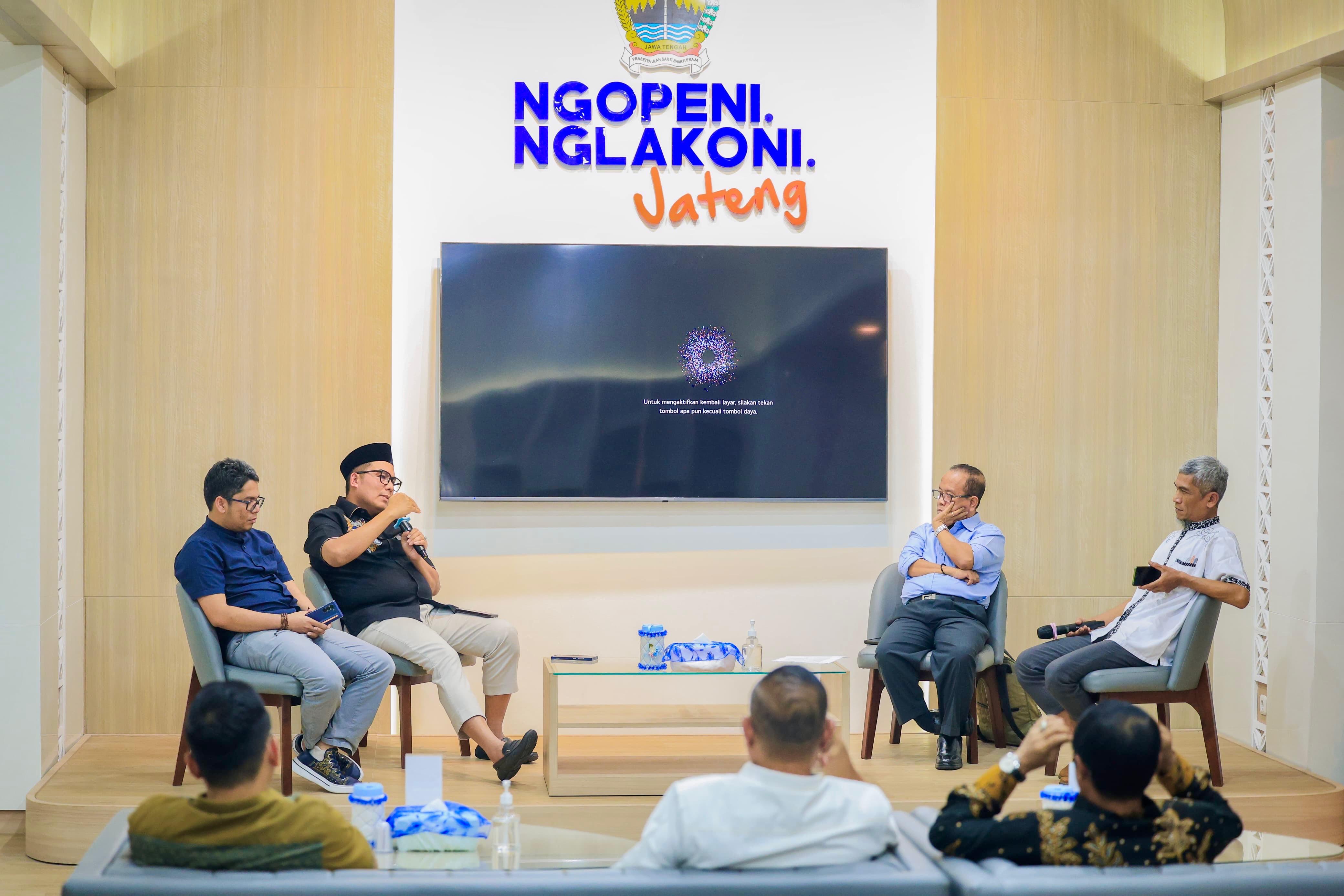 FGD satu tahun kepemimpinan Luthfi-Yasin di kantor Gubernur Jawa Tengah, Senin (23/2/2026) menghadirkan Wakil Ketua DPRD Provinsi Jawa Tengah, Mohammad Saleh, pengamat politik Nurhidayat Sardini.