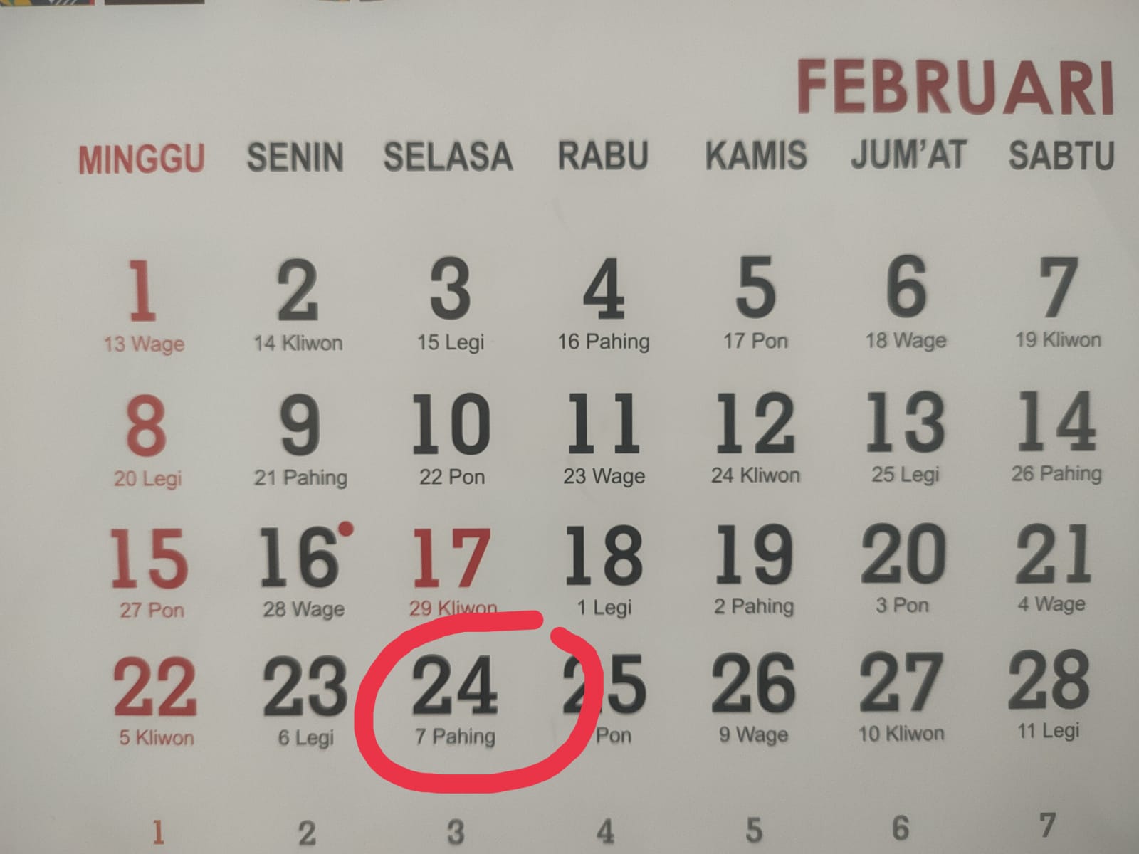 Menurut Kalender  Jawa, pada 24 Februari 2026 ini jatuh pada weton Selasa Pahing dengan wuku Wugu. 