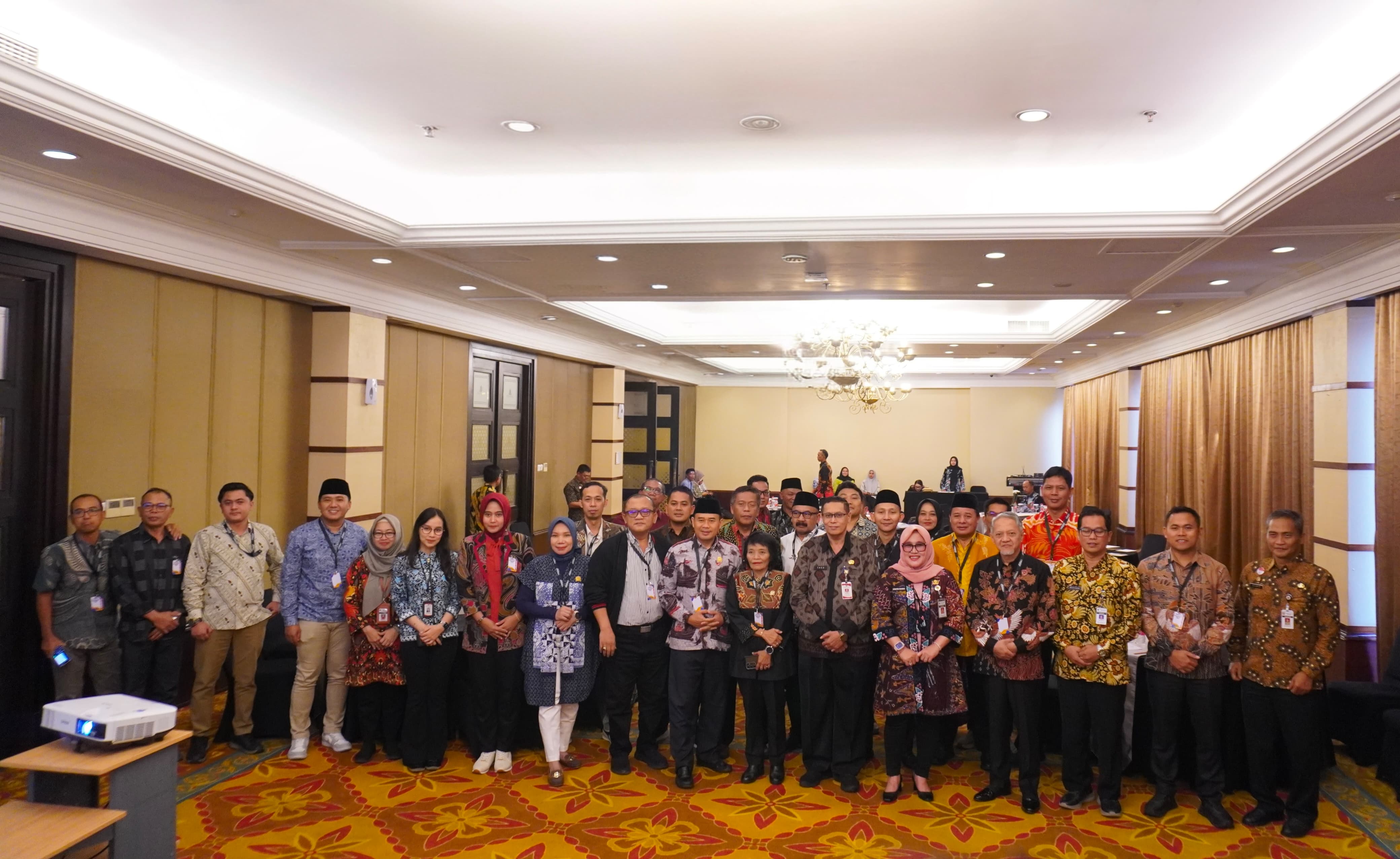 Anggota DPRD Kabupaten Wonosobo mengikuti pendalaman tugas di Solo yang diadakan oleh BPSDMD Jawa Tengah selama 3 hari (26-28/2)/2026. 