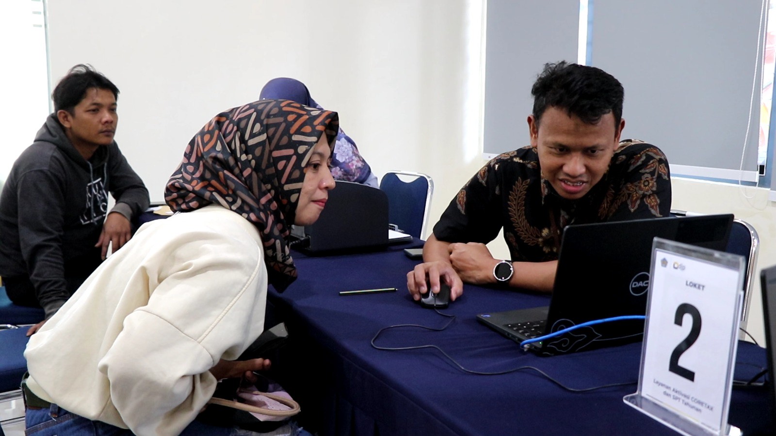 Wajib pajak saat mendapat pelayanan dari KPP Pratama Temanggung. 
