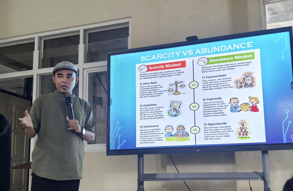 Kajian Tadabbur Alquran Ramadan yang digelar setiap bada dhuhur selama ramadan bersama Ustad Zuhron.   
