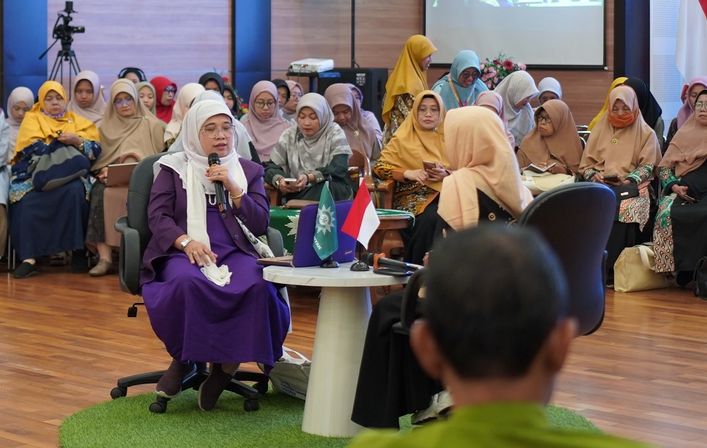 Talk-O Rama Talkshow Ramadan dengan tema Alquran dan Perempuan yang digelar di Auditorium Kampus 1 Unimma.