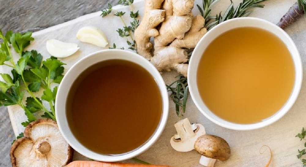 Untuk menjaga stamina tubuh, mengonsumsi minuman herbal bisa jadi pilihan. Resep ramuan herbal ini cocok dibawa saat mudik Lebaran untuk menjaga stamina. 