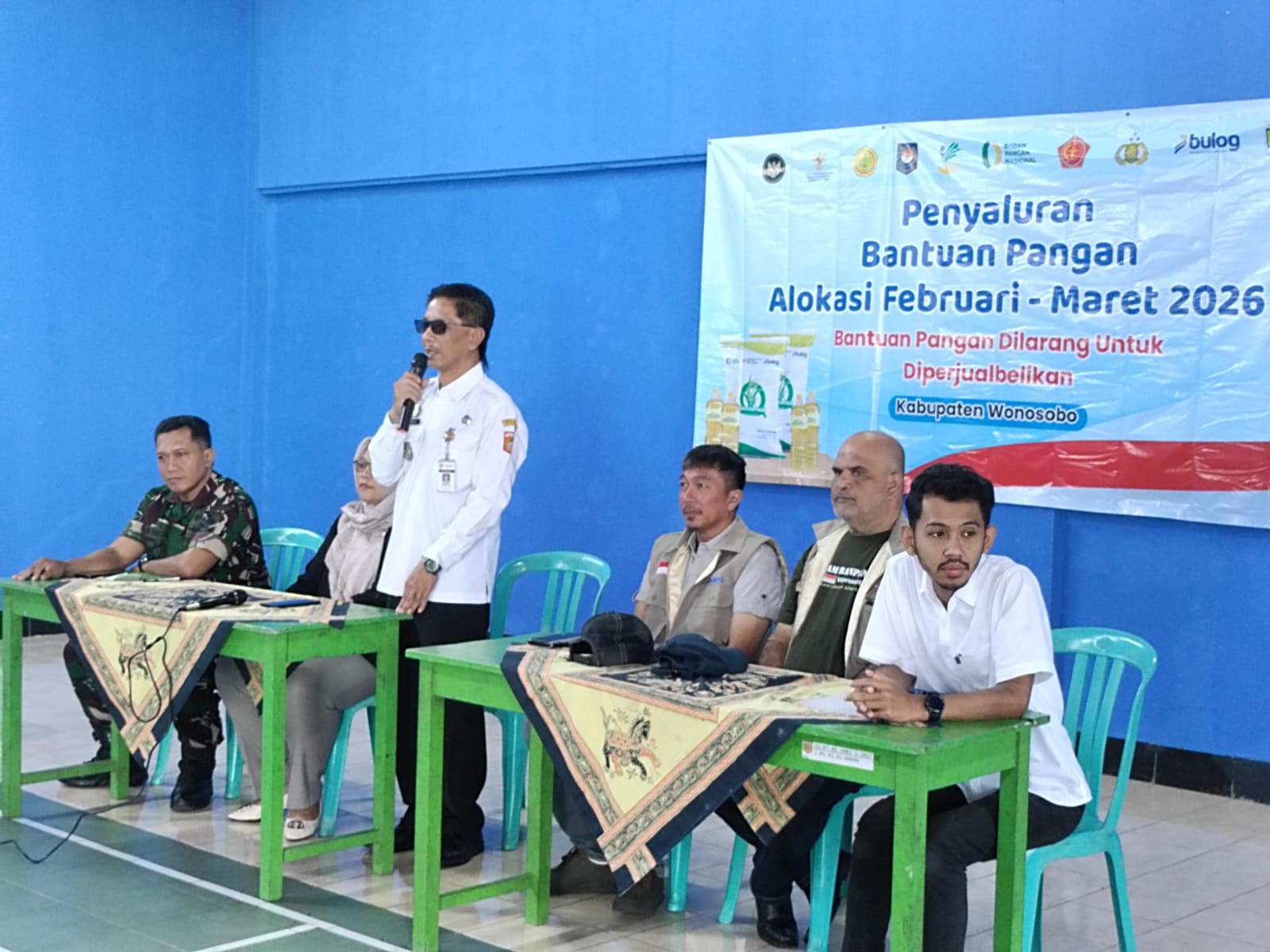 Bulog Cabang Magelang melaunching penyaluran bantuan bangan beras untuk alokasi Februari dan Maret 2026 di Desa Selokromo, Kecamatan Leksono, Wonosobo, Rabu (18/3/2026).