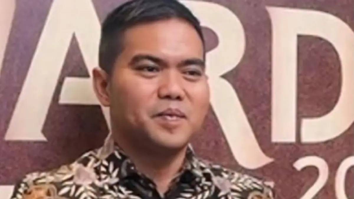 Setelah mengalami kecelakaan hingga kehilangan sang istri, bos rokok merek HS sekaligus pendiri Surya Group Holding Company Magelang Muhammad Suryo harus berurusan dengan Komisi Pemberatasan Korupsi (KPK).