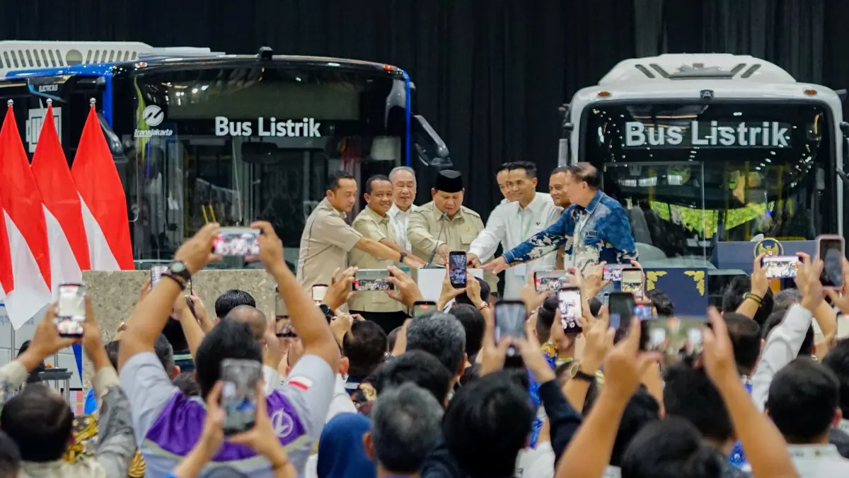 Presiden Prabowo Subianto saaat meresmikan&nbsp;pabrik kendaraan listrik komersial milik PT VKTR Sakti Industries di Tempuran, Kabupaten Magelang, Kamis (9/4). (DOKUMENTASI PROKOMPIM KABUPATEN MAGELANG)