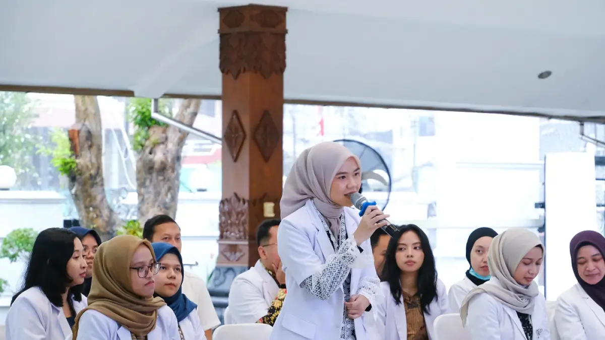 Pemerintah Kota (Pemkot) Magelang menerima 24 dokter dan dokter gigi program internship (magang) yang bertugas di RSUD Tidar dan sejumlah Puskesmas di Kota Magelang.