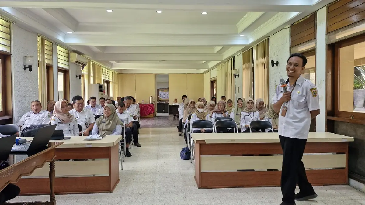 Sosialisasi konservasi energi untuk mendukung transformasi budaya kerja ASN, Rabu (15/4/2026). (PUPUT PUSPITASARI/JAWA POS RADAR MAGELANG)