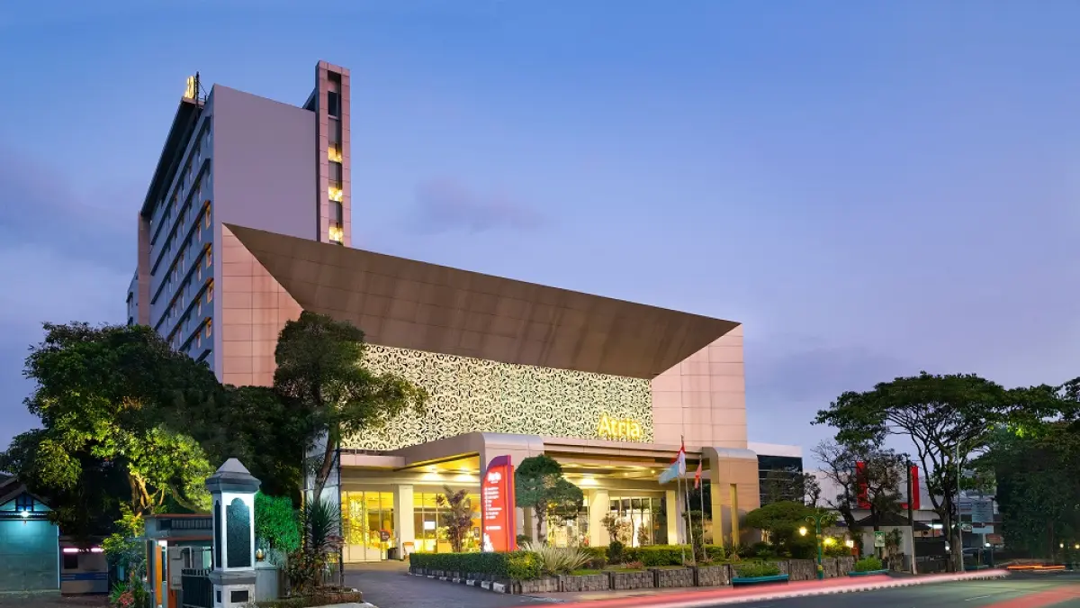 Atria Hotel Magelang menegaskan perannya bukan sekadar penyedia akomodasi, melainkan bagian dari ekosistem pariwisata daerah. 