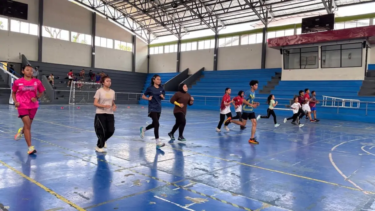 Para atlet yang lolos mengikuti Porprov Jawa Tengah mengikuti tes kesehatan di GOR Samapta, Sabtu (18/4/2026).&nbsp;

&nbsp;