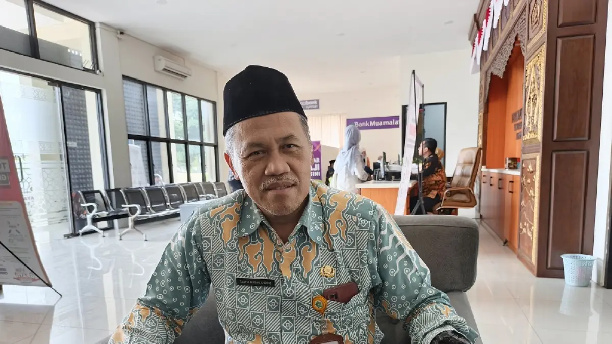 Kepala Kantor Kementerian Haji dan Umrah Kabupaten Magelang Taufik Husen Ansori (ROFIK SYARIF/ JAWAPOS RADAR MAGELANG)