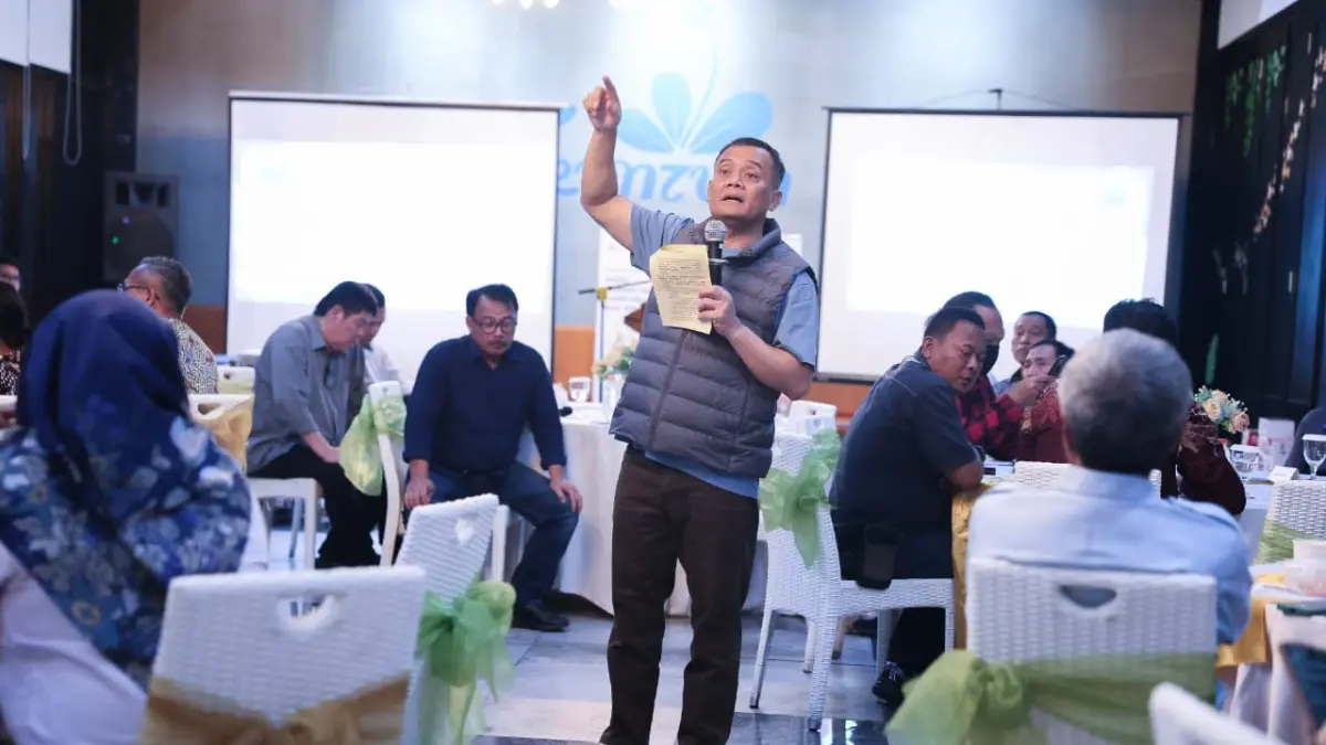 Gubernur Jawa Tengah Ahmad Luthfi silaturahmi dan dialog dengan serikat buruh  dan serikat pekerja di Truntum Gama, Kota Semarang, Senin (27/4/2026). (Istimewa)