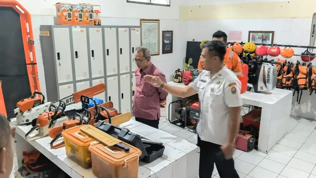 Kunjungan kerja reses Anggota Komisi VIII DPR RI Fraksi PDI Perjuangan Wibowo Prasetyo ke Badan Penanggulangan Bencana Daerah (BPBD) Kabupaten Temanggung.