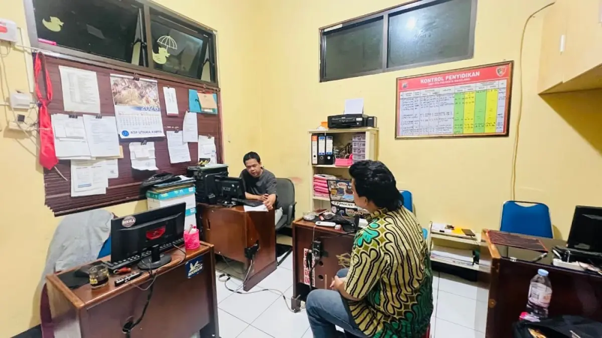 Pelaku begal pantat berinisial ELT, 28, warga Danurejo, Mertoyudan saat diperiksa penyidik Polresta Magelang.