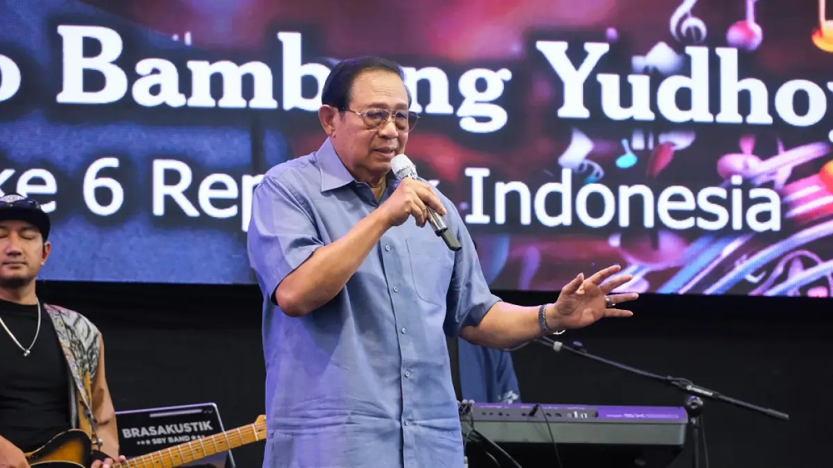 Presiden ke-6 SBY sempat ikut bernyanyi di event musik pelajar Distoria 2026 Magelang.&nbsp; (ROFIK SYARIF/ JAWA POS RADAR MAGELANG)