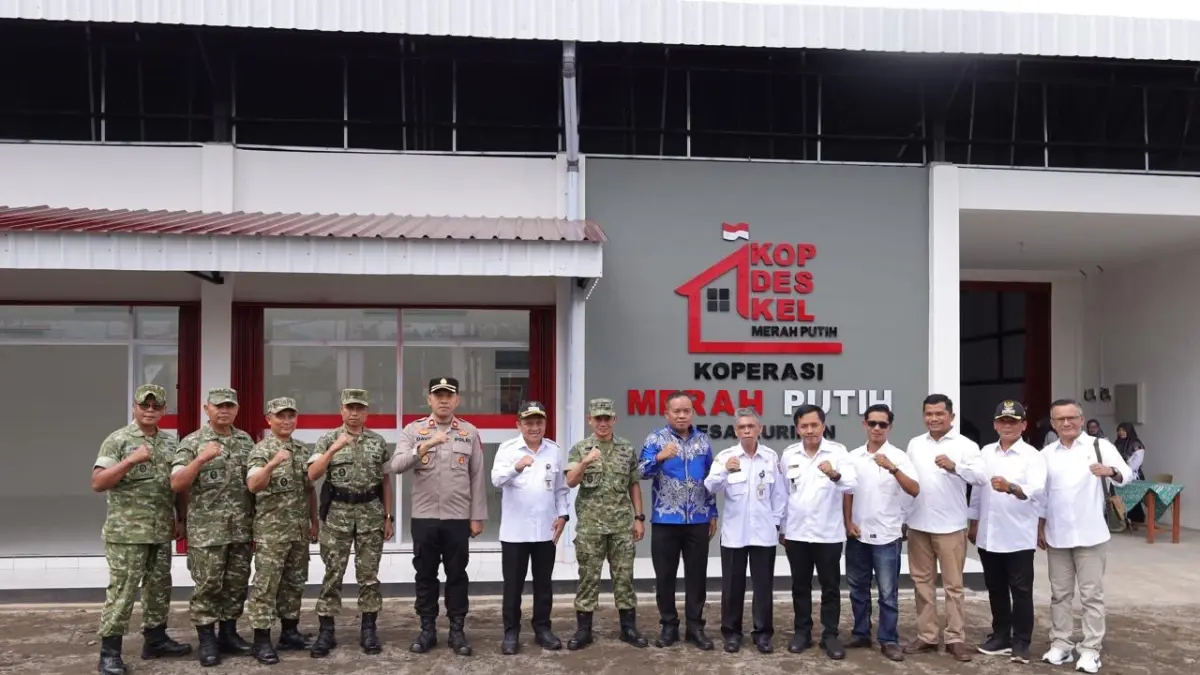Forkompimda Wonosobo mengikuti peluncuran KDKMP serentak dari Desa Kuripan, Garung, Wonosobo, Sabtu (16/5/2026). (Istimewa)
