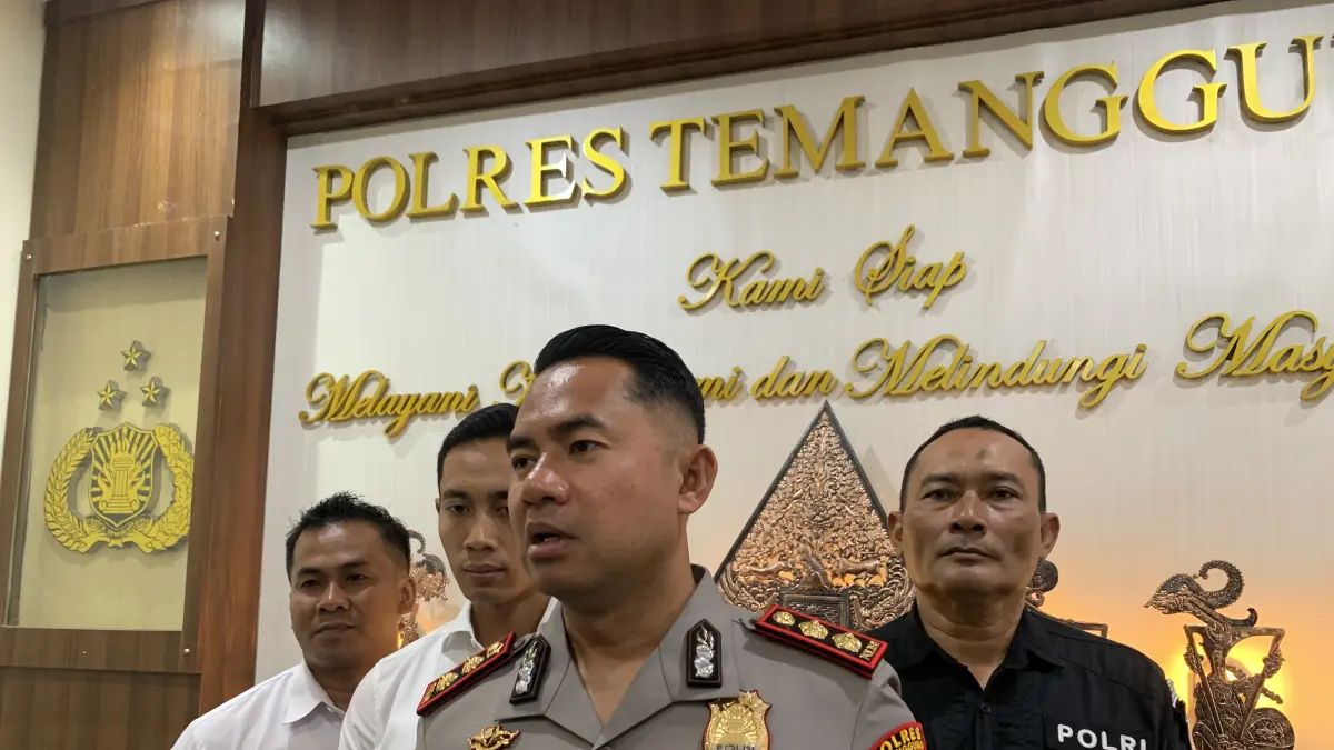 Kapolres Temanggung AKBP Zamrul Aini bersama jajarannya. (Devi Khofifatur Rizqi/Jawa Pos Radar Magelang).