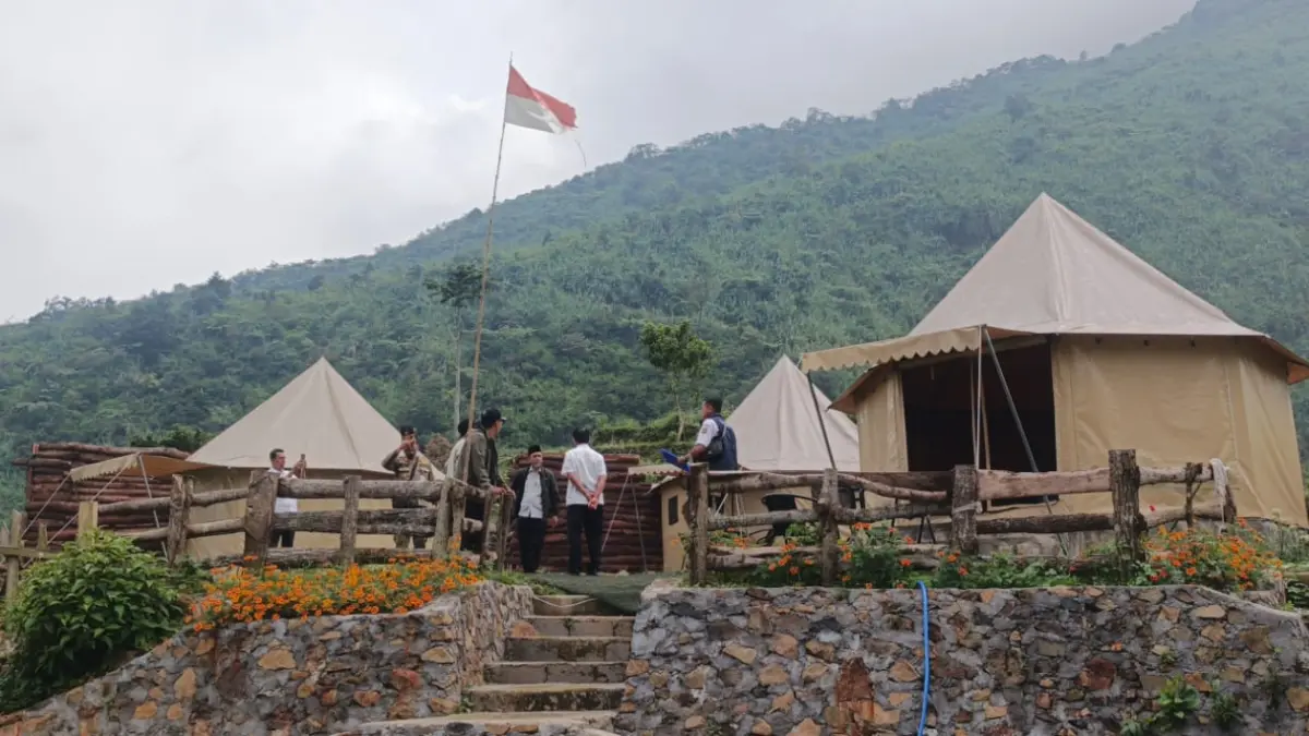 Tim Satpol PP dan Disparbud Wonosobo mengadakan sidak ke sejumlah glamping di Kawasan Dieng. 