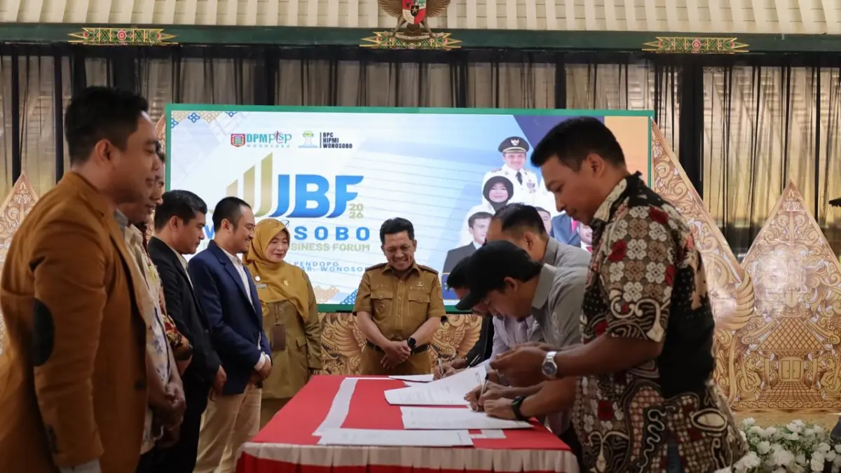 Pemerintah Kabupaten (Pemkab) Wonosobo menggelar ajang Wonosobo Investment Business Forum (WIBF) Tahun 2026 di Pendopo Bupati Wonosobo, Selasa (9/6/2026) yang menyepakati kerja sama berbagai bisnis. (Humas Kab Wonosobo for Jawa Pos Radar Magelang)