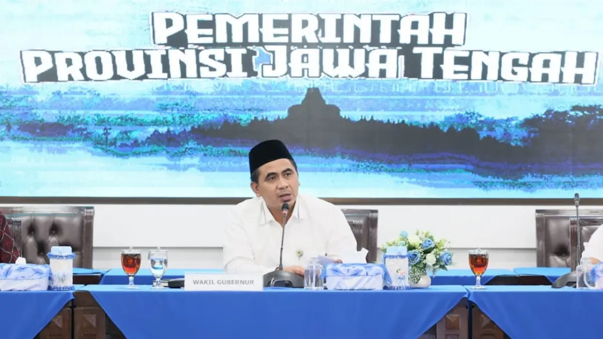 Wakil Gubernur Taj Yasin memimpin Rapat Koordinasi Tata Kelola Penyelenggaraan dan Rantai Pasok Bahan Baku MBG di Jawa Tengah di Kompleks Kantor Gubernur Jawa Tengah, Jumat (12/6/2026). (Istimewa)