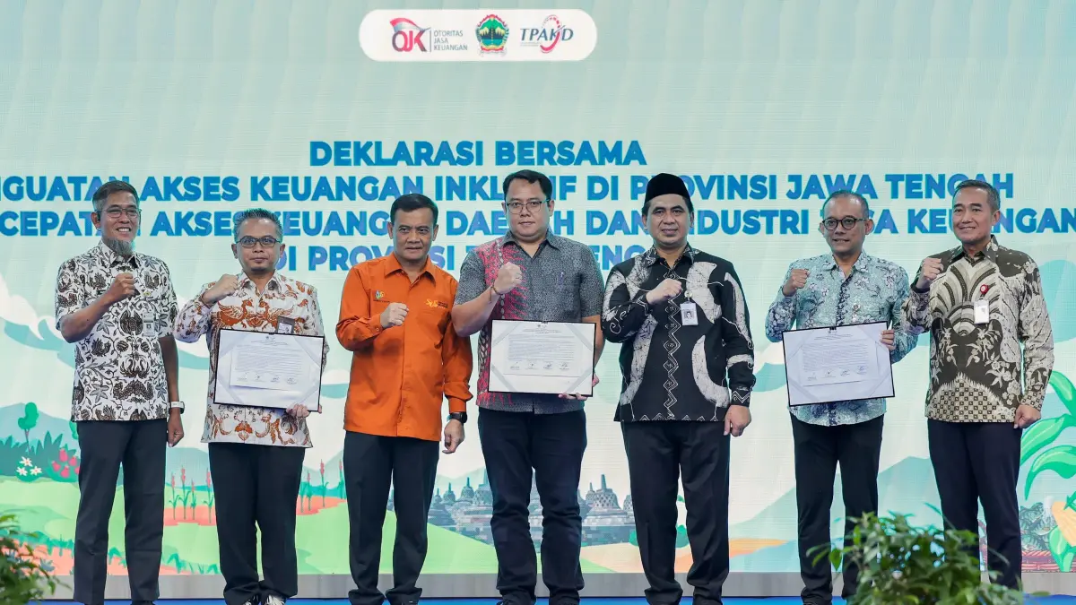 Deklarasi bersama penguatan akses inklusif di Provinsi Jawa Tengah di sela Rakorda dan Rapat Pleno TPKAD se- Jateng di Grhadika Bhakti Praja, Kamis (18/6/2026).