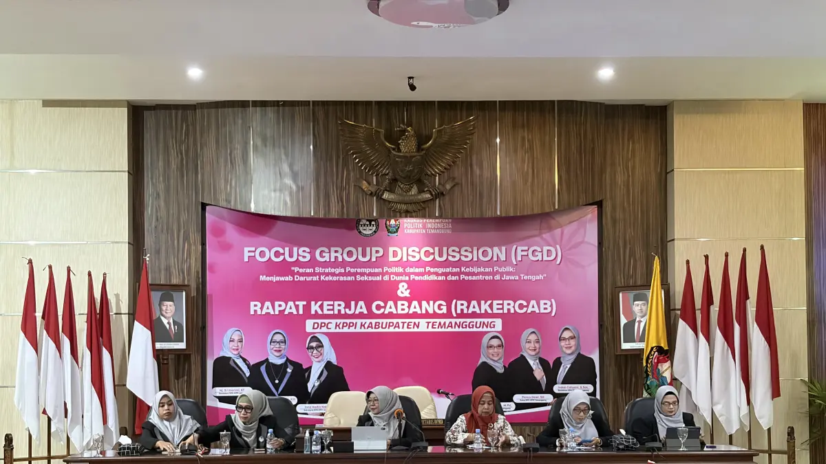 FGD perempuan politik Kabupaten Temanggung di ruang rapat pripurna DPRD, Kamis (18/6/2026). (Devi Khofifatur Rizqi/Jawa Pos Radar Magelang)

