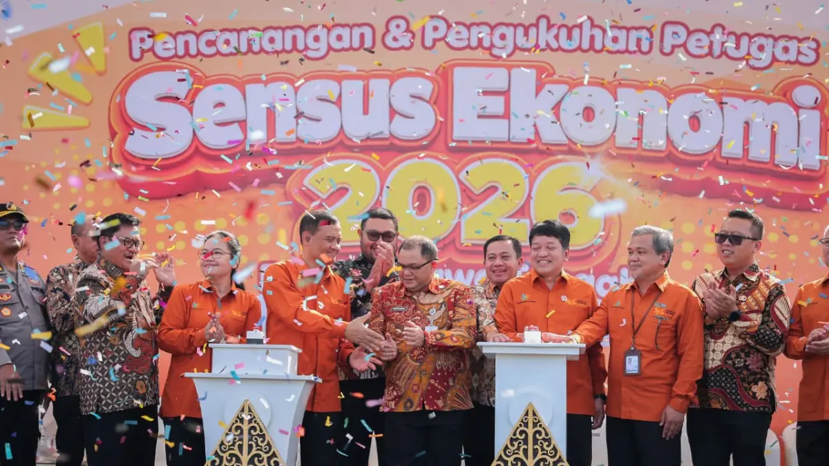 Pencanangan Pelaksanaan Sensus Ekonomi 2026 di Lapangan Pancasila Simpang Lima, Semarang, Kamis (18/6/2026) yang dihadiri Gubernur Jateng Ahmad Luthfi, Wakil Kepala Badan Pusat Statistik (BPS) RI, Sonny Harry Budiutomo Harmadi, sejumlah kepala daerah, serta jajaran BPS se-Jawa Tengah. (Istimewa)