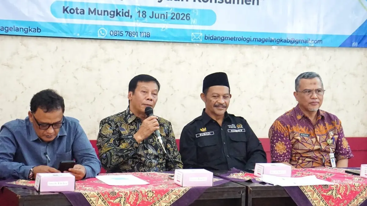 Wakil Bupati Magelang Sahid saat menjadi narasumber pada kegiatan sosialisasi peran pemerintah daerah dalam pelaksanaan Metrologi legal untuk meningkatkan kepercayaan konsumen dan daya saing Pertashop.