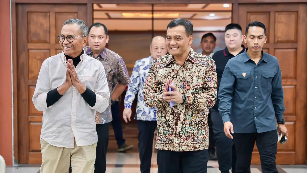 Gubernur Ahmad Luthfi menerima para pengusaha dari berbagai daerah yang melakukan studi komparatif dan menjajaki peluang kerja sama bisnis di Jawa Tengah,  di Gradhika Bhakti Praja, Semarang, Kamis  (18/6/2026). (Istimewa)