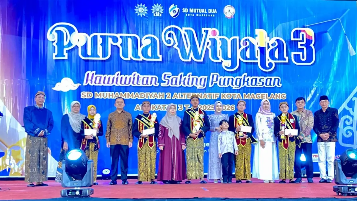 Wisuda Purna Wiyata ke-3 siswa SD Mutual 2 Kota Magelang yang digelar di Ballroom Artos Convention.