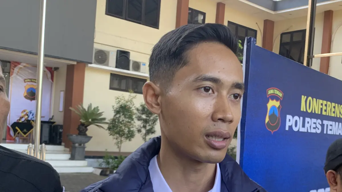 Kasatreskrim Polres Temanggung Iptu I Komang Mahendra Deputra, saat diwawancara awak media di mapolres setempat, Senin (29/6/2026). (Devi Khofifatur Rizqi/Jawa Pos Radar Magelang).