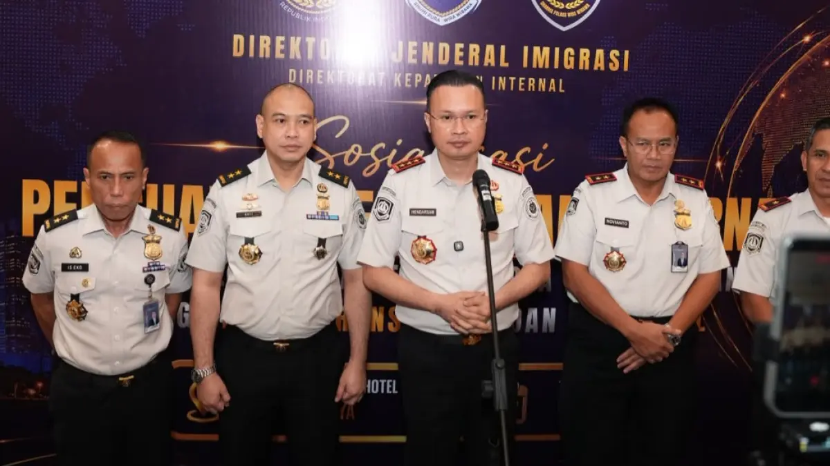 Direktur Jenderal Imigrasi, Hendarsam Marantoko bersama jajarannya. Selama 3 hari Ditjen Imigrasi mengadakan pembekalan yang menghadirkan KPK. (Istimewa)