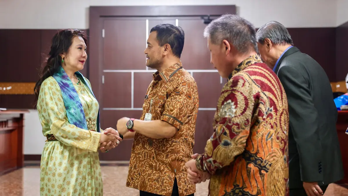 Gubernur Jawa Tengah, Ahmad Luthfi, menerima kunjungan kehormatan Presiden International Zheng He Society, Zhang Lu, bersama delegasi pengusaha dari Singapura dan Tiongkok di Kantor Gubernur Jawa Tengah, Kamis (2/7/2026).