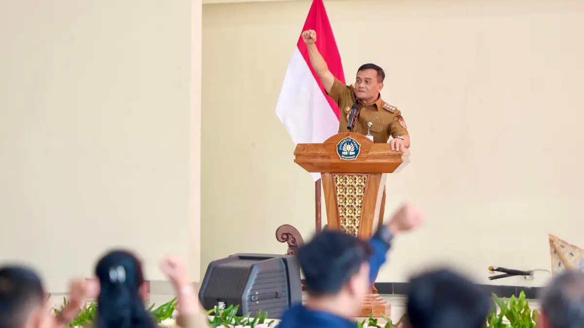 Gubernur Jawa Tengah Ahmad Luthfi ketika menghadiri Munas XIX BEM SI di Politeknik Negeri Semarang (Polines), Senin (27/7/2026). (Istimewa)