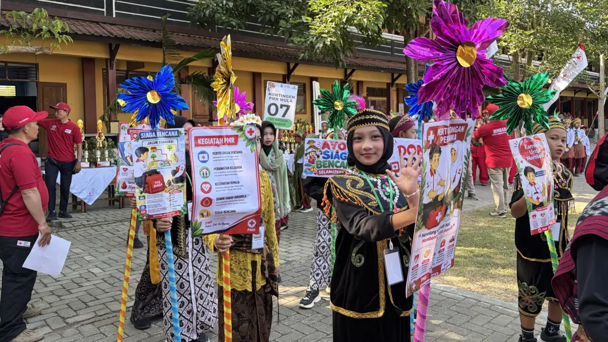 

Peserta Jumbara PMR mengikuti pembukaan kegiatan di SMPN 2 Temanggung, Selasa (28/7/2026). (Devi Khofifatur Risqi/Jawa Pos Radar Magelang).

&nbsp;