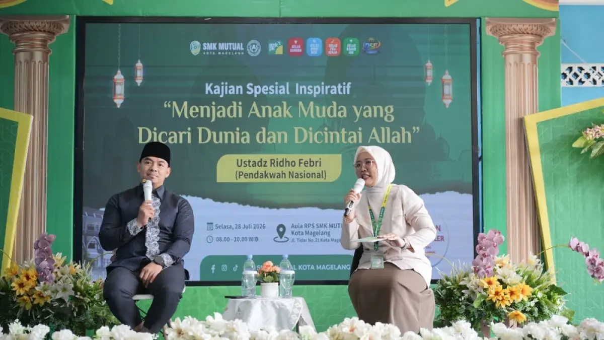 Ustadz Ridho Febri menjadi narasumber kajian di SMK Mutual Kota Magelang.