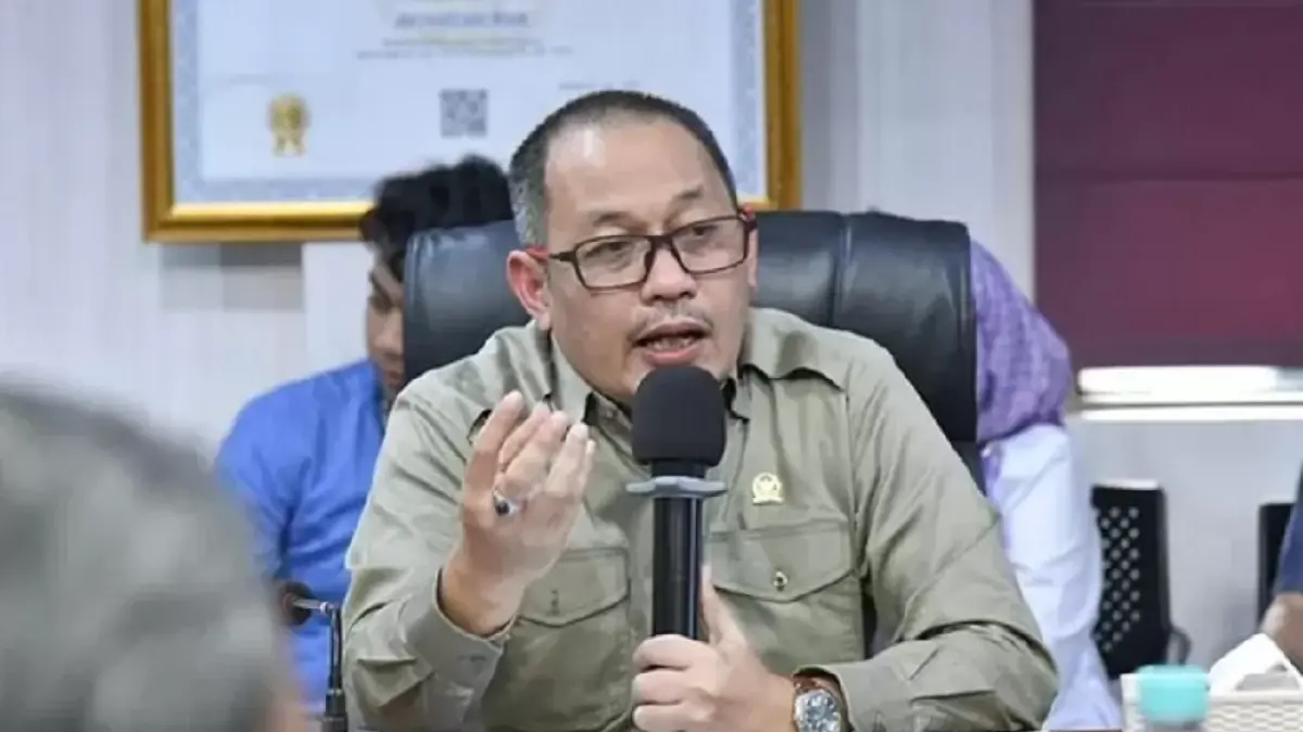  Anggota Komisi V DPR RI Fraksi PDI Perjuangan, Sofwan Dedy Ardyanto, S.PWK, S.M. 