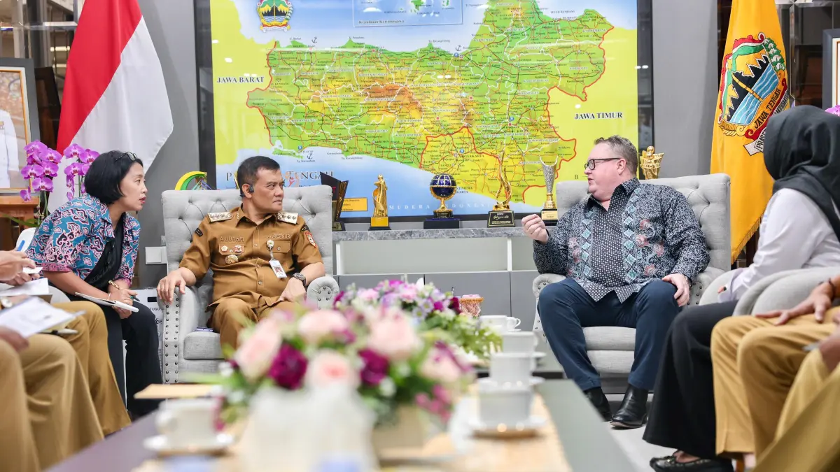 Gubernur Ahmad Luthfi menerima jajaran Pure Battery Technologies (PBT) asal Australia di kantor gubernuran, Senin (3/8/2026). (Istimewa)