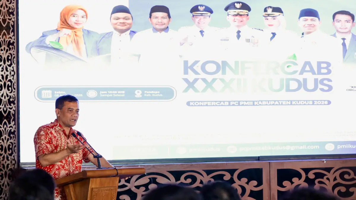 Gubernur Jawa Tengah, Ahmad Luthfi menghadiri Konferensi Cabang (Konfercab) XXXII Pengurus Cabang (PC) Pergerakan Mahasiswa Islam Indonesia (PMII) Kabupaten Kudus di Pendopo Kabupaten Kudus, Sabtu (8/8/2026).