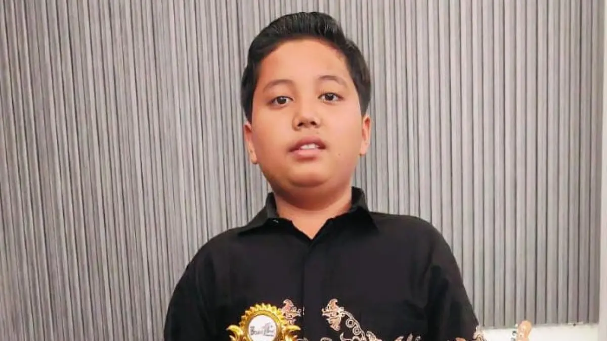 Dafa Alfaro meraih juara 2 dalam lomba solo vocal yang digelar di Yogyakarta.