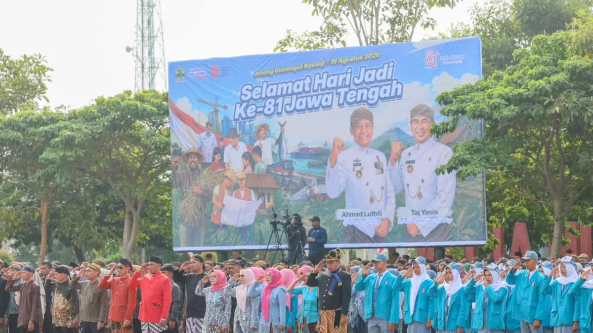 Upacara peringatan Hari Jadi ke-81 Provinsi Jawa Tengah diikuti oleh berbagai elemen masyarakat di Alun-alun Kidul Boyolali, Rabu (19/8/2026). (Istimewa)
