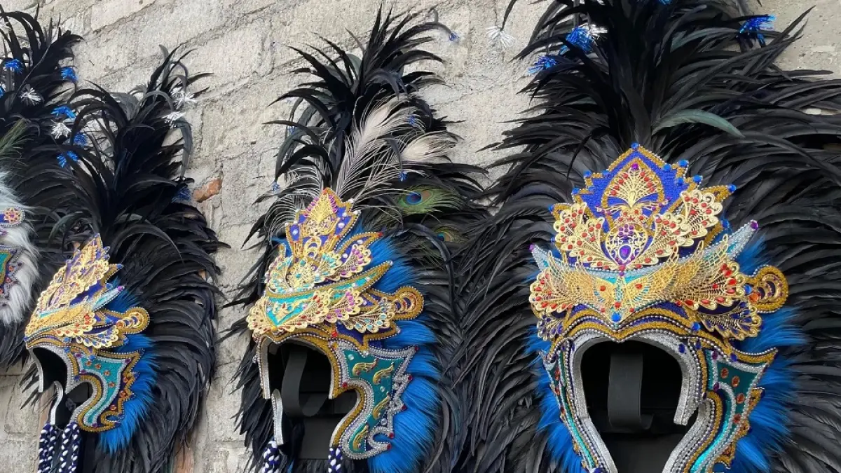 Kuluk tari topeng ireng karya Agung Wardoyo. (DWIAYU MULAN SYAWALIA/JAWA POS RADAR MAGELANG)