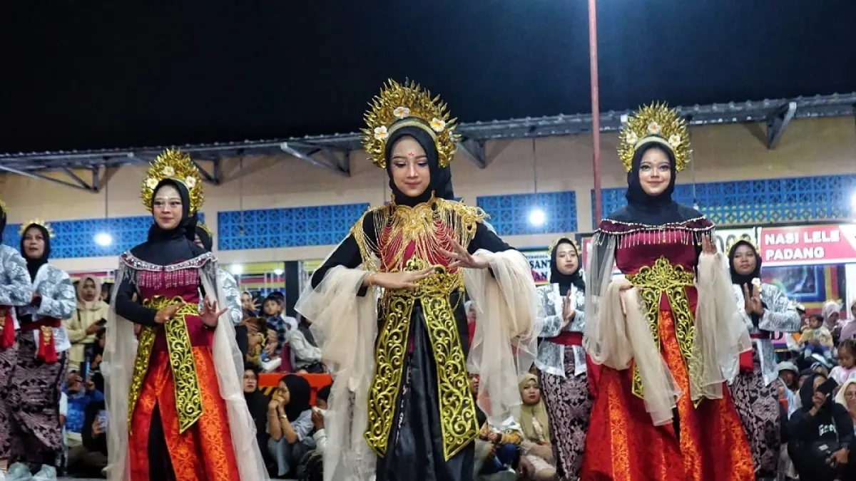 Warga Desa Pakis, Kecamatan Pakis, Kabupaten Magelang, kembali menggelar Pakis Maulud Festival.