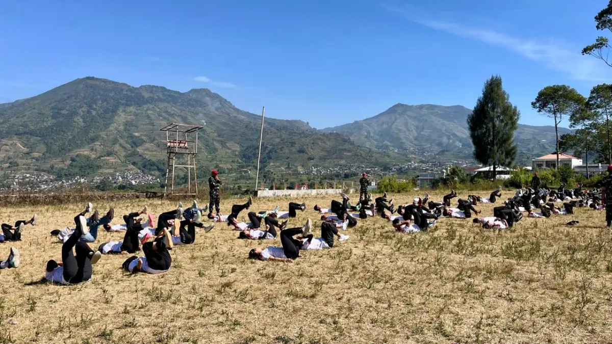 Menghadapi Porprov pada Oktober 2026, atlet dan pelatih Wonosobo mengikuti character building di Tambi Tea Resort. (Istimewa)

