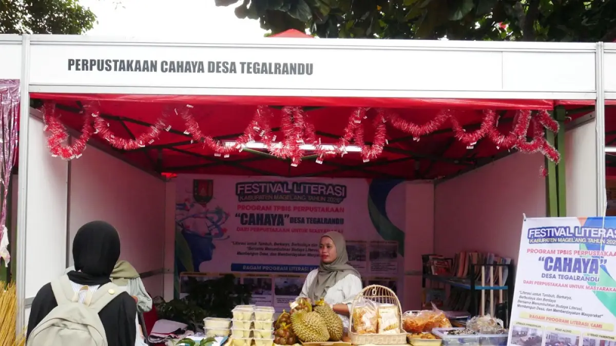 Suasana stan Perpustakaan Cahaya Desa Tegalrandu, Srumbung, Kabupaten Magelang, Rabu (9/9/2026). (DWIAYU MULAN SYAWALIA/JAWA POS RADAR MAGELANG)
