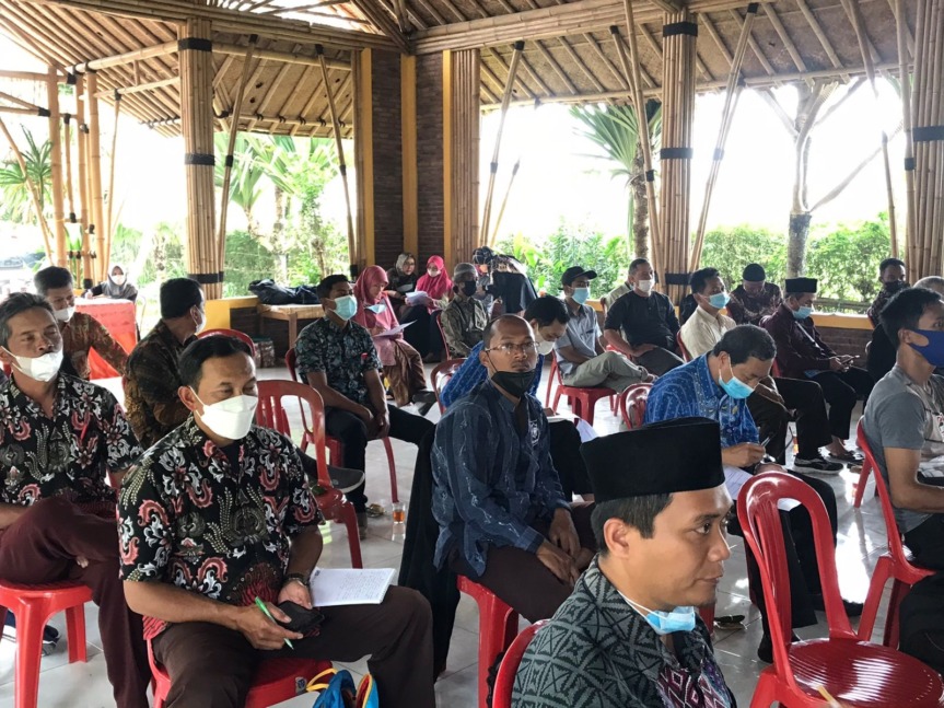 BAHAS PERTANIAN : Muhammadiyah Tobacco Control Center Unimma menggelar rembug tani kedua, Jumat (25/3/2022). (IST)