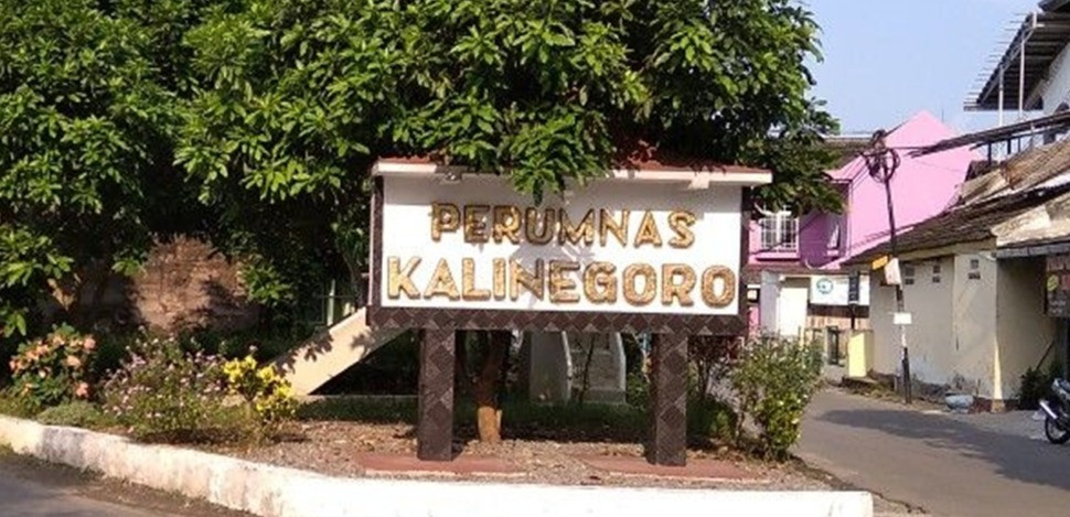 Perumnas Kalinegoro salah satu perumahan yang ada di Desa Kalinegoro, Kecamatan Mertoyudan, Kabupaten Magelang.